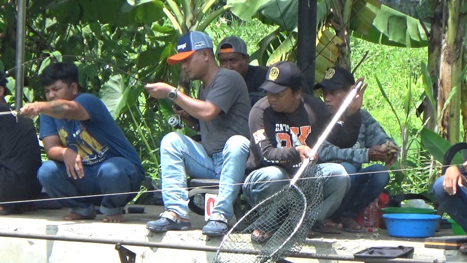 Patin Strike di malam hari